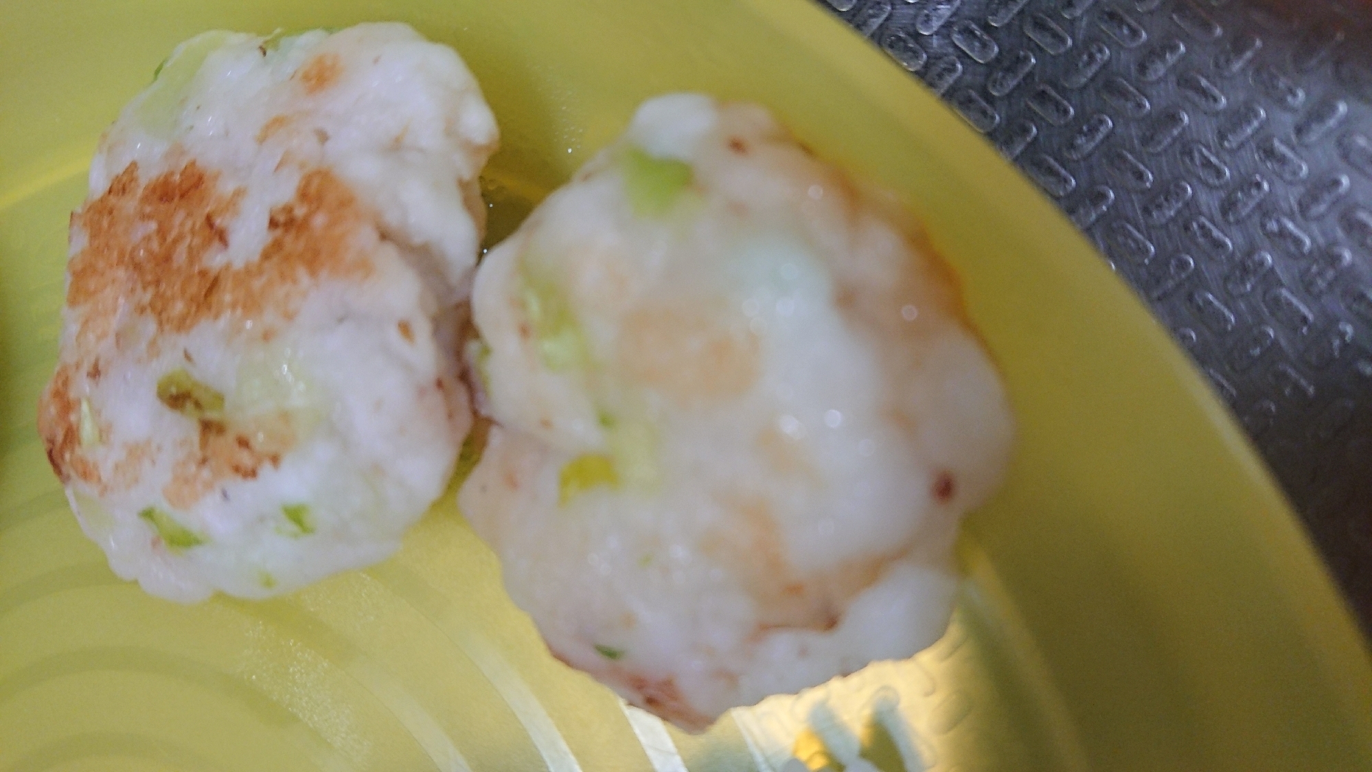 幼児食 きゃべつのはんぺん焼き レシピ 作り方 By ぱちくりさん 楽天レシピ