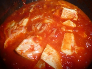 あったまるピリ辛トマト豆腐スープ