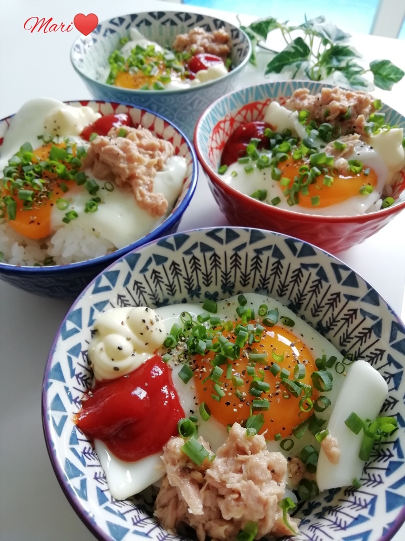 目玉焼きツナ丼