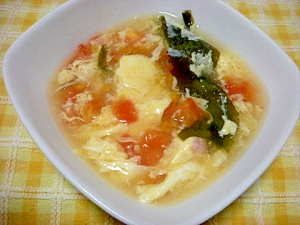 ピリ辛トマト入り卵スープ
