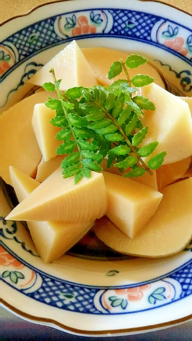 春一番♪茹でタケノコの煮物