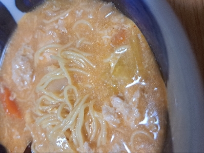 鶏だんごの煮込みラーメン鍋