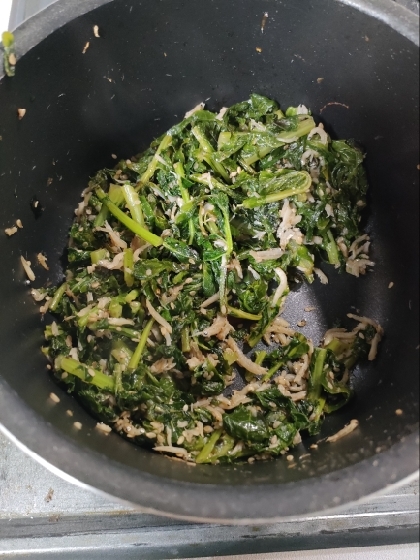 冬場の常備菜☆大根の葉のじゃこ炒め