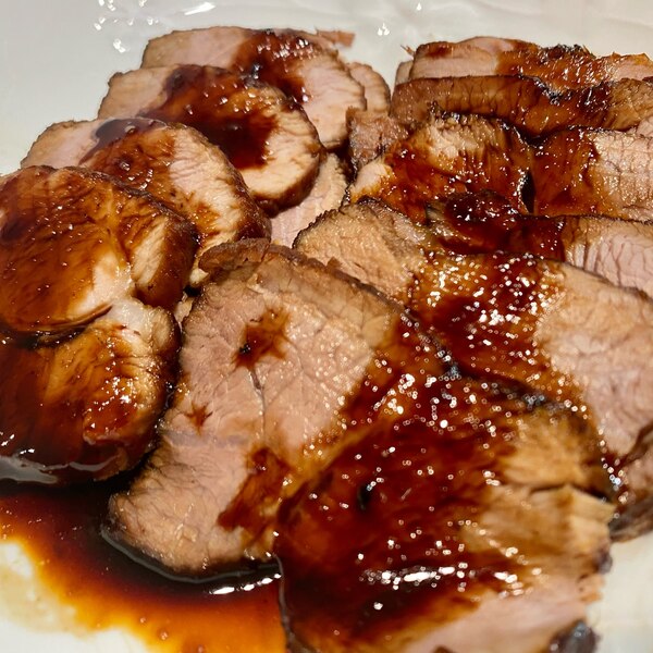 焼き目をつけて煮るだけ しっとり焼き豚 レシピ 作り方 By Ayako S Kitchen 楽天レシピ 焼き目をつけて煮るだけ しっとり焼き豚 レシピ 作り方 By Ayako S Kitchen 楽天レシピ