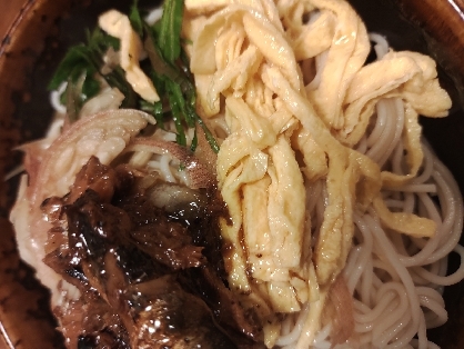 いわし蒲焼と錦糸卵のそうめん