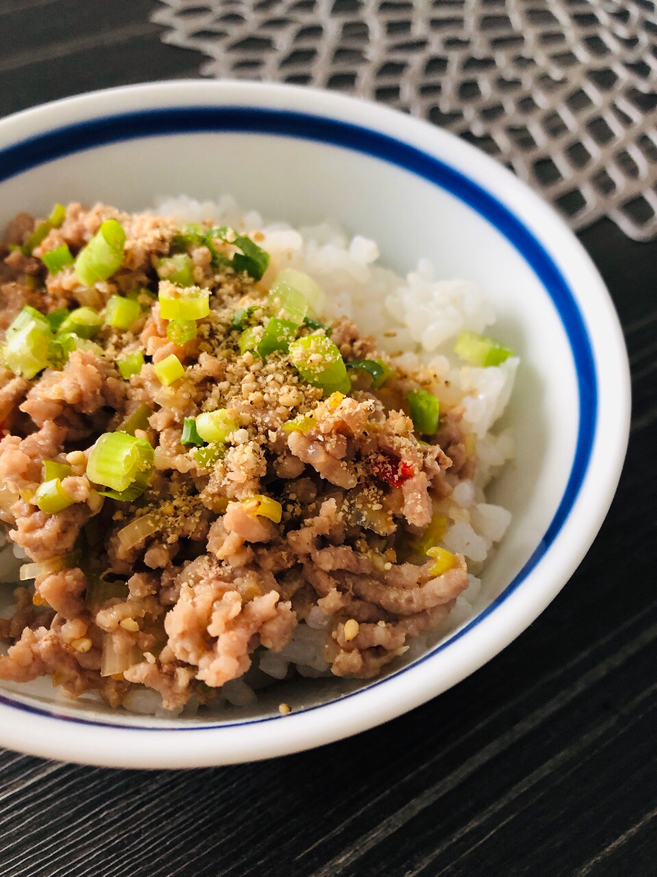 【火不要で100円以下丼】麻婆風 丼