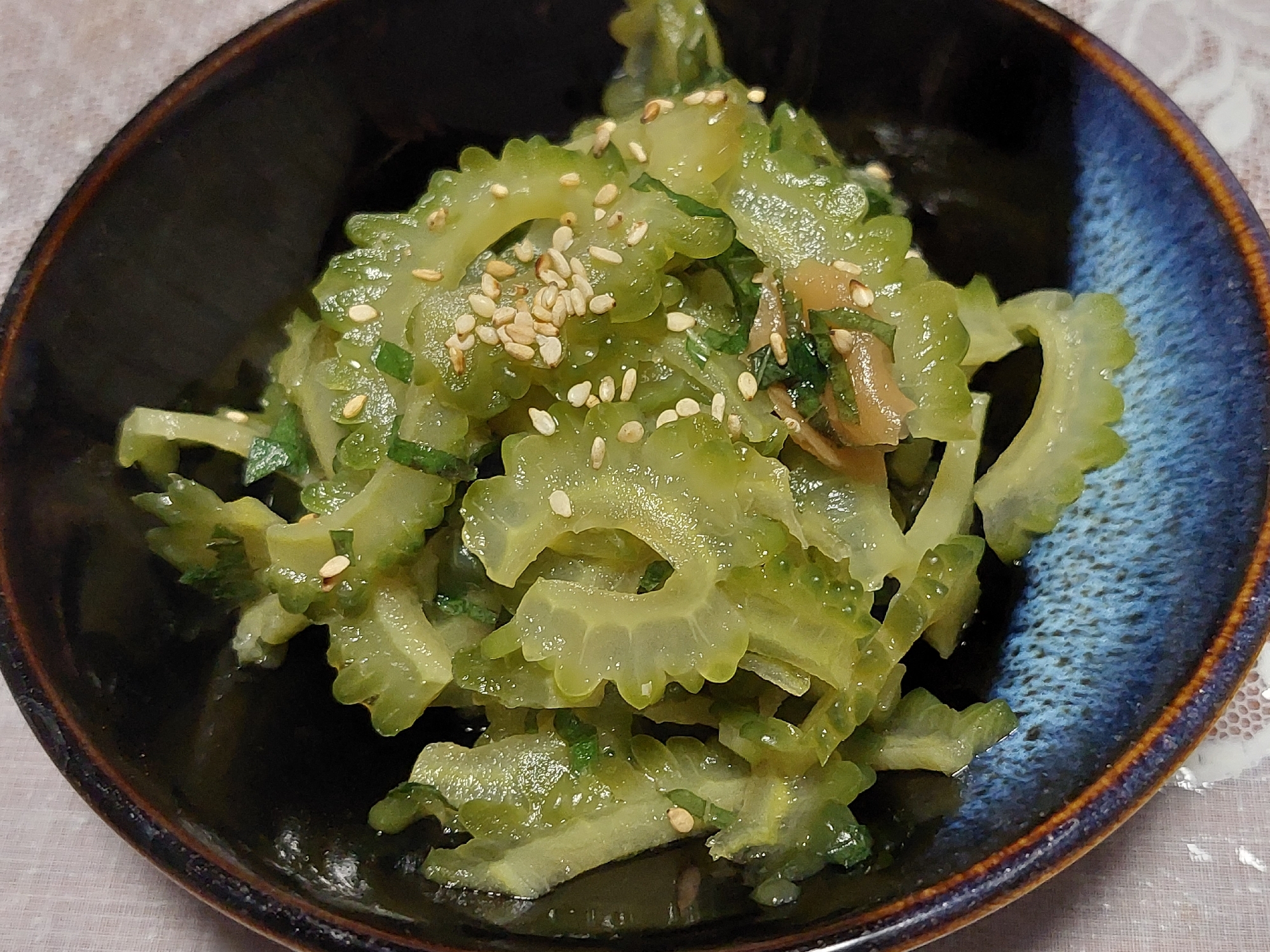 ゴーヤと大葉と梅肉のポン酢醤油和え