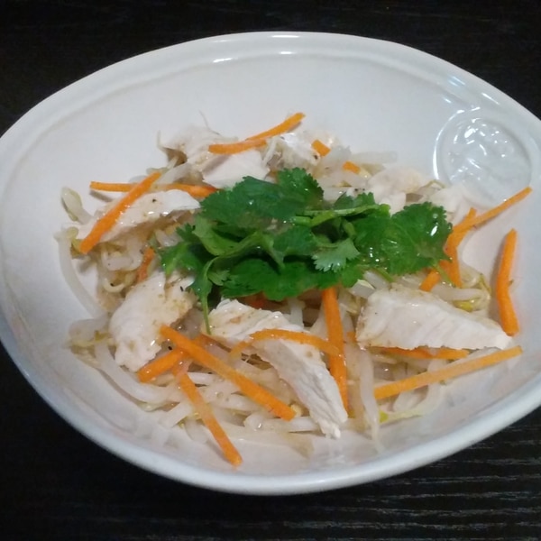 蒸し鶏ともやしのパクチーサラダ レシピ 作り方 By A S A P 楽天レシピ 蒸し鶏ともやしのパクチーサラダ レシピ 作り方 By A S A P 楽天レシピ