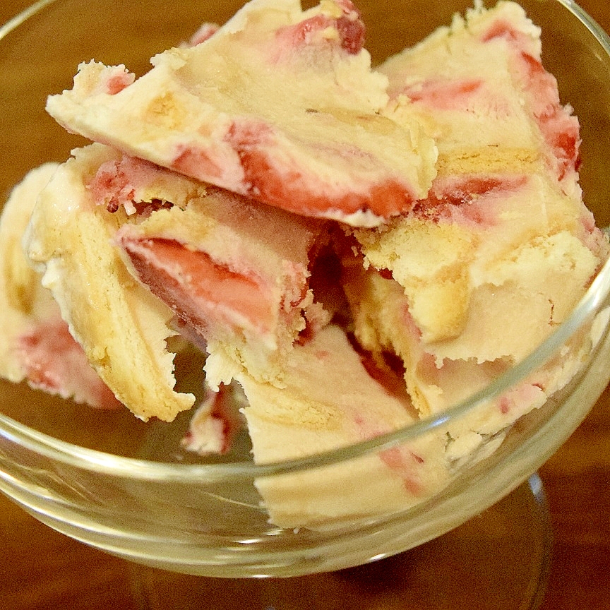 ひんやり~☆いちごとビスケットのスイーツ