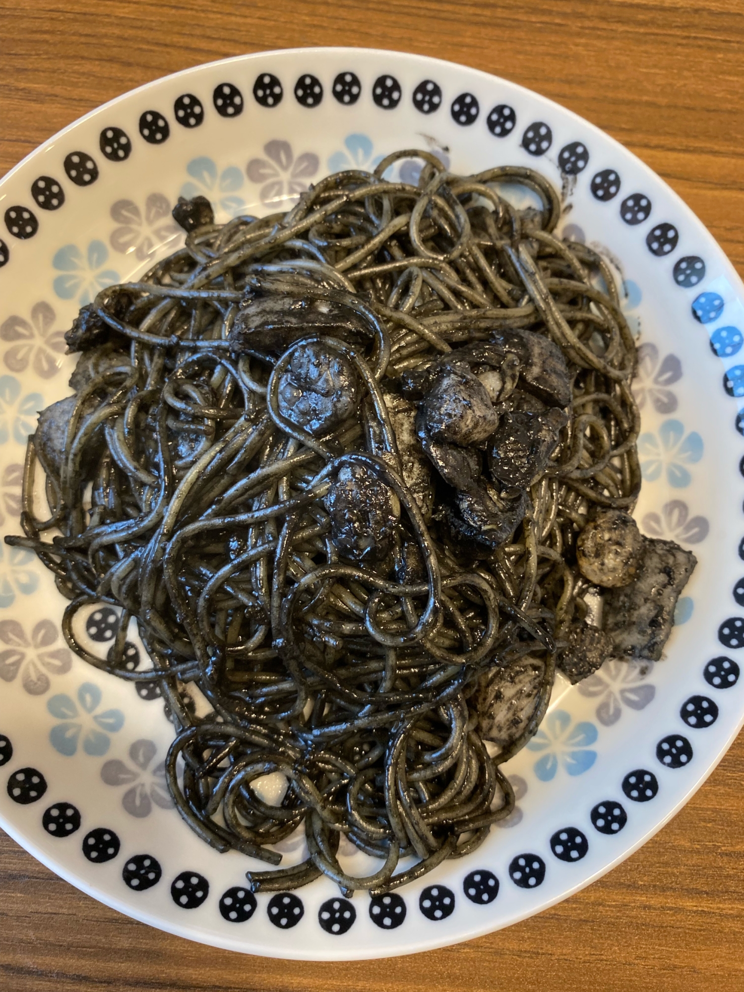 牡蠣ペーストを使ったイカスミパスタ レシピ 作り方 By みひろれいか 楽天レシピ