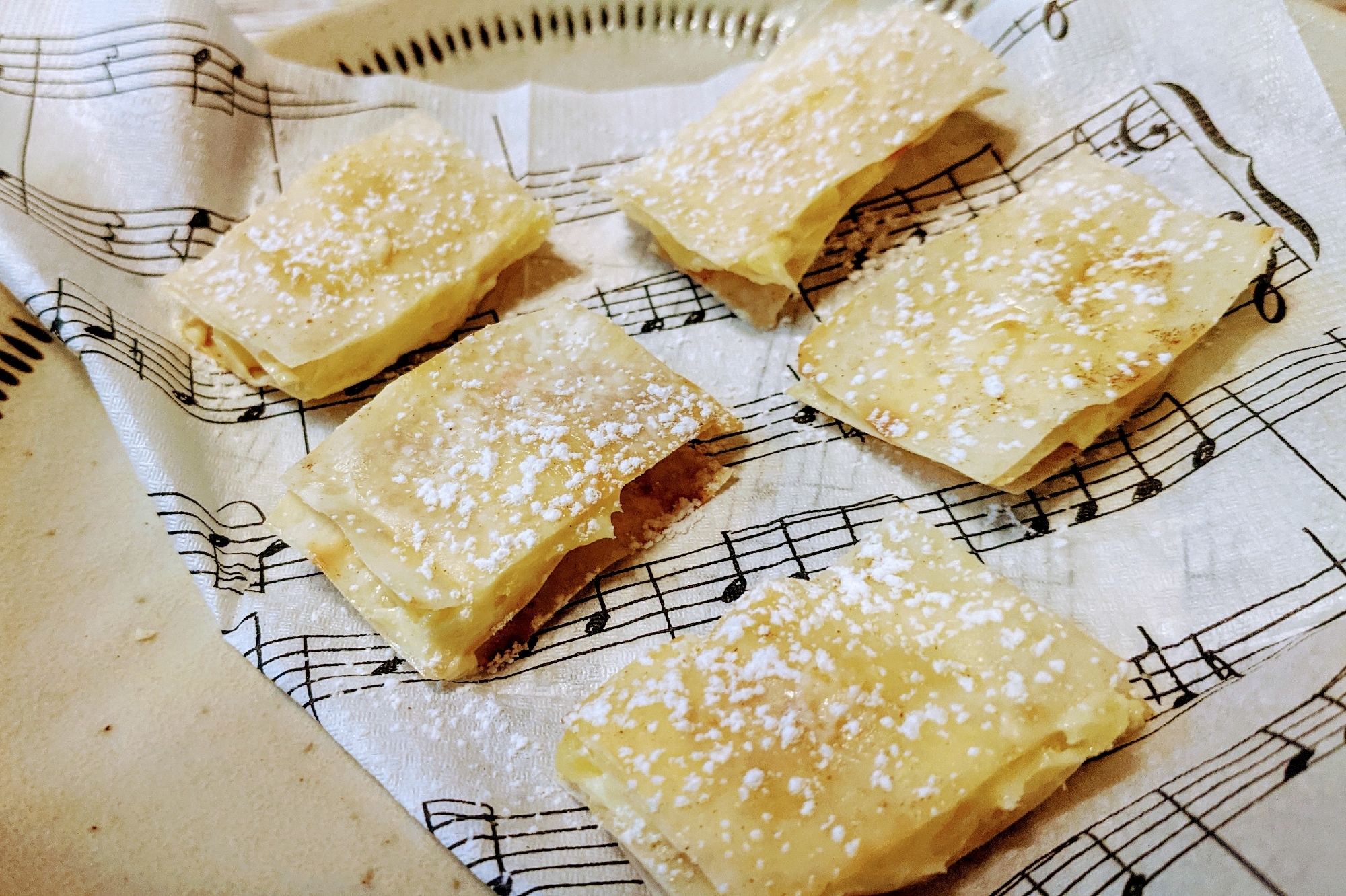 餃子の皮でりんごのバタ-サンド(◕ᴗ◕✿)