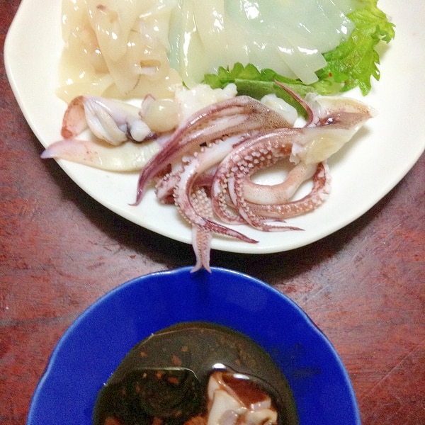 イカを丸ごと満喫 刺身 肝醤油 ゲソのボイル刺し レシピ 作り方 By とりあえず乾杯 楽天レシピ イカを丸ごと満喫 刺身 肝醤油 ゲソのボイル刺し レシピ 作り方 By とりあえず乾杯 楽天レシピ