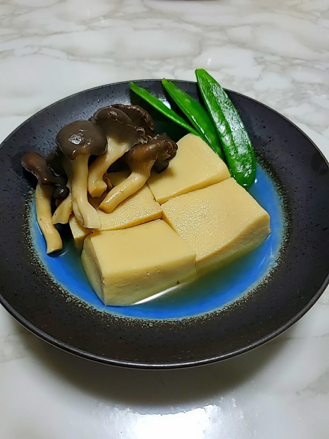 高野豆腐と平茸の煮浸し