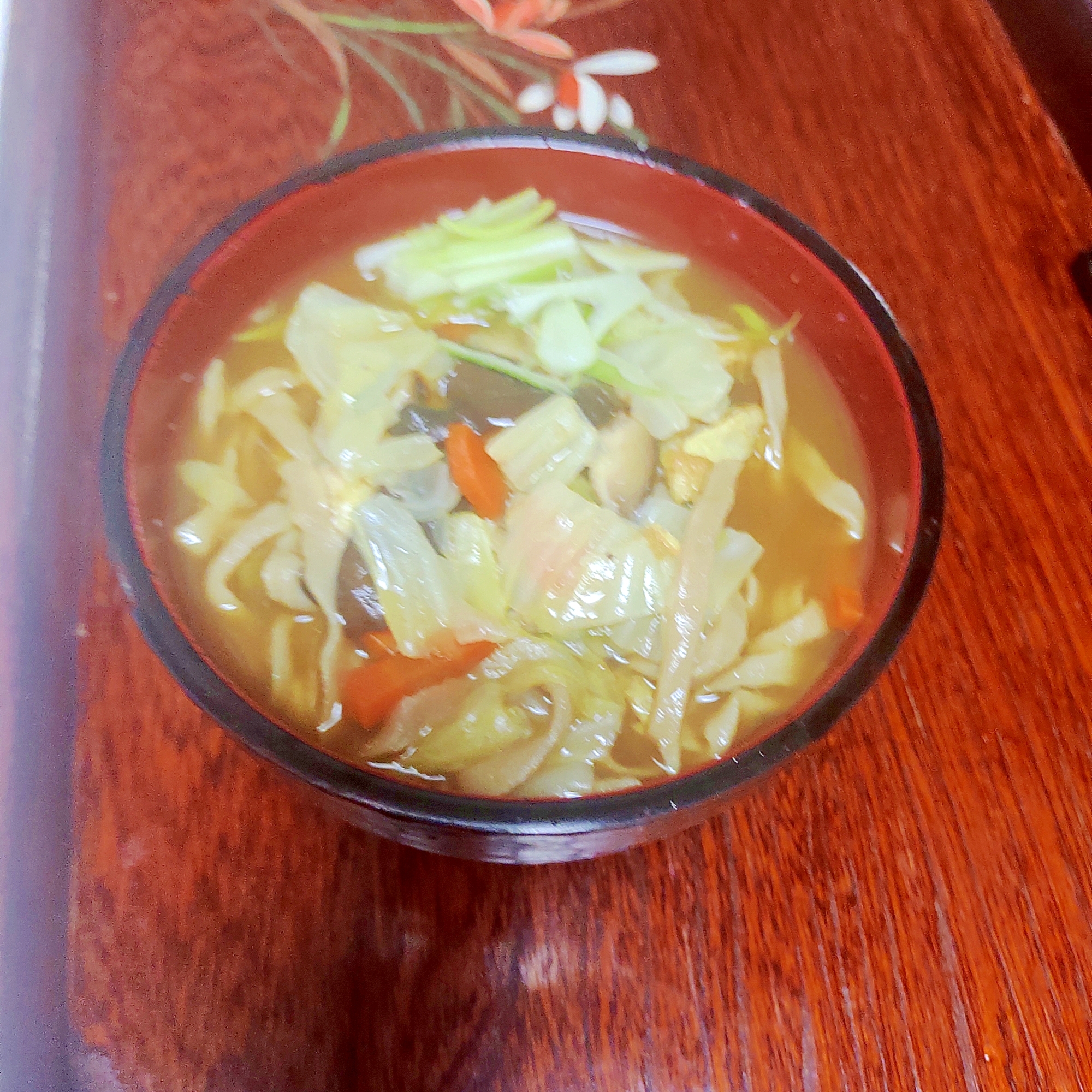 カレー粉で作ったキャベツたっぷりカレーうどん。