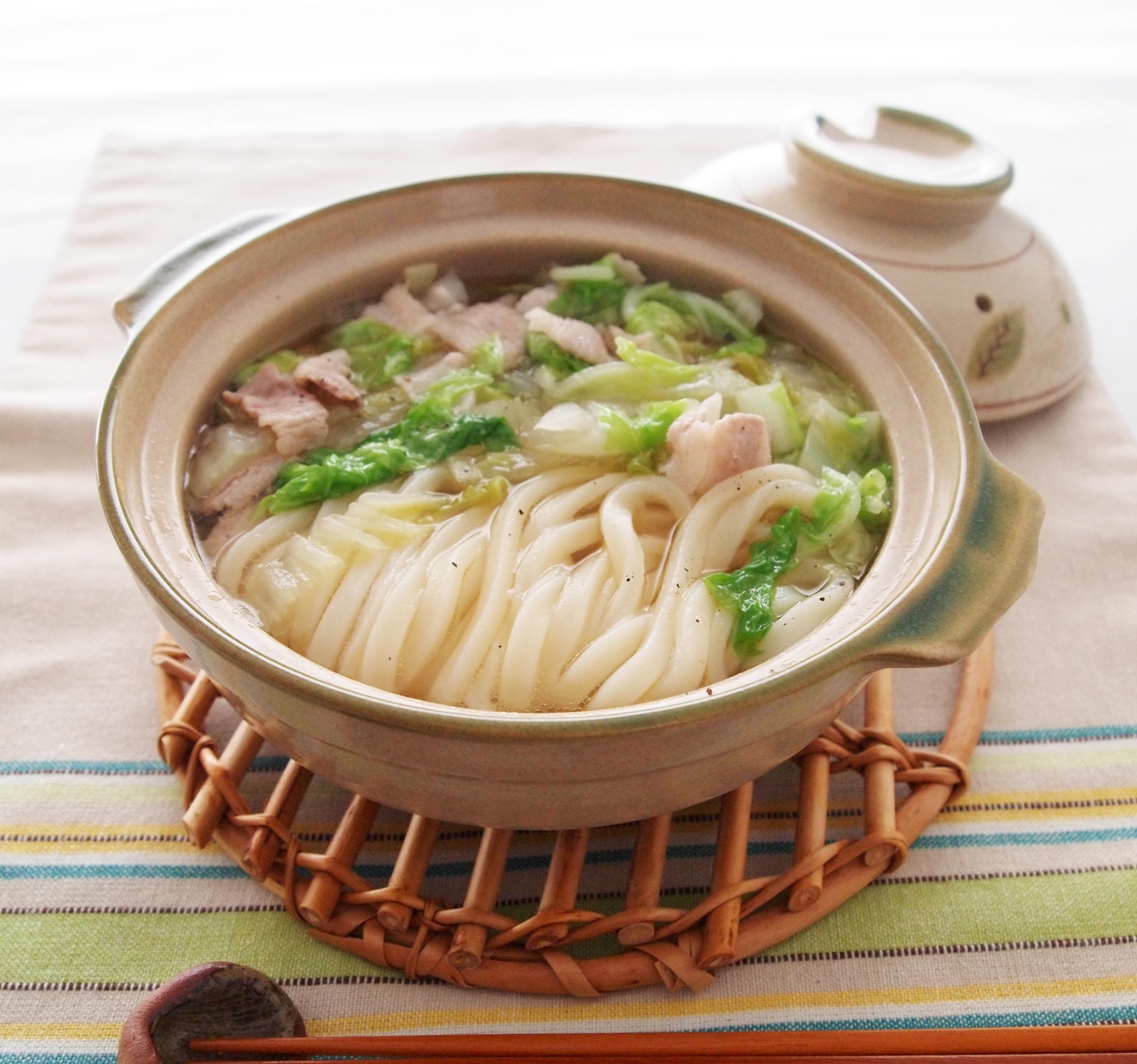 とろとろ白菜コンソメ鍋うどん