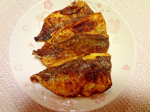 簡単でサクッとしておいしい アジのカレー粉焼き レシピ 作り方 By シナモンカール 楽天レシピ 簡単でサクッとしておいしい アジのカレー粉焼き レシピ 作り方 By シナモンカール 楽天レシピ