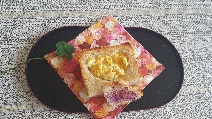 イースターの卵サンド