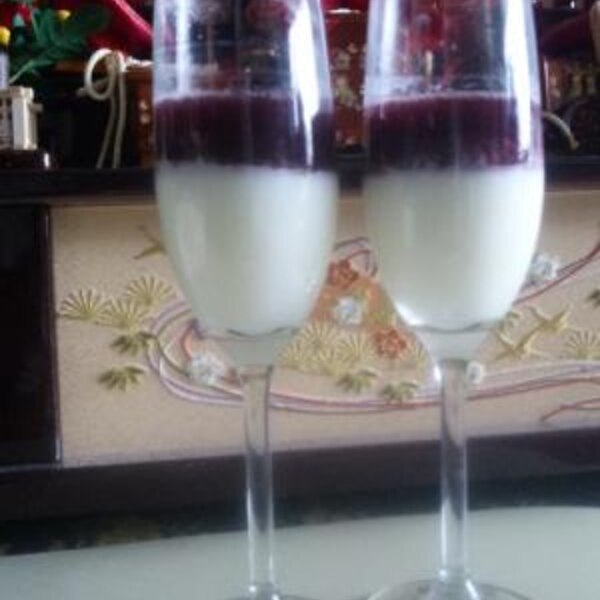 ひな祭りデザート ブルベリーとミルクの2色ゼリー レシピ 作り方 By トル126 楽天レシピ ひな祭りデザート ブルベリーとミルクの2色ゼリー レシピ 作り方 By トル126 楽天レシピ