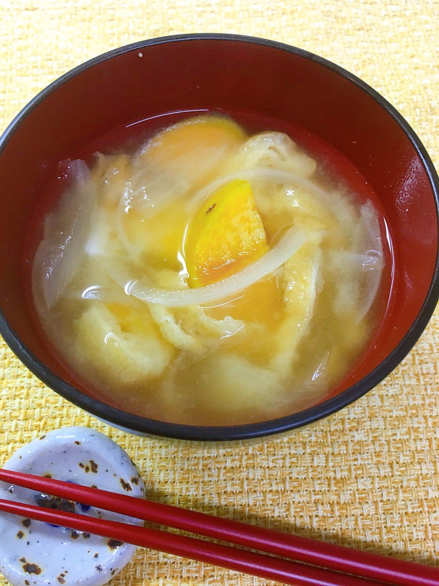 安納芋と玉ねぎの味噌汁