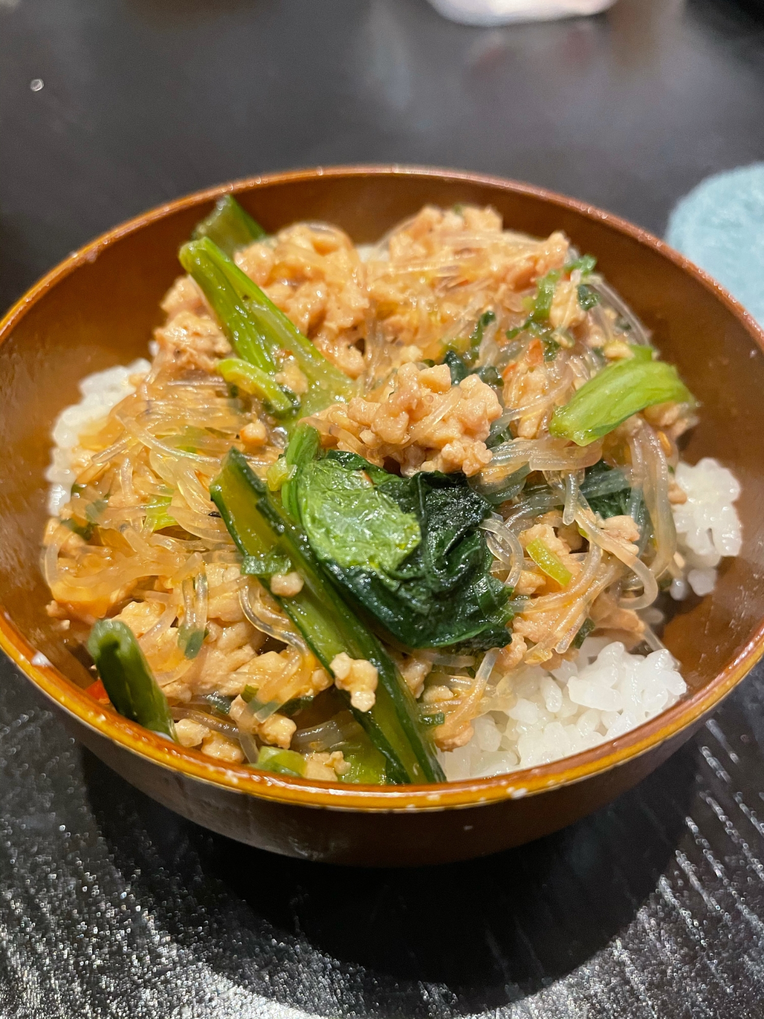 ご飯がすすむ！そぼろ春雨丼