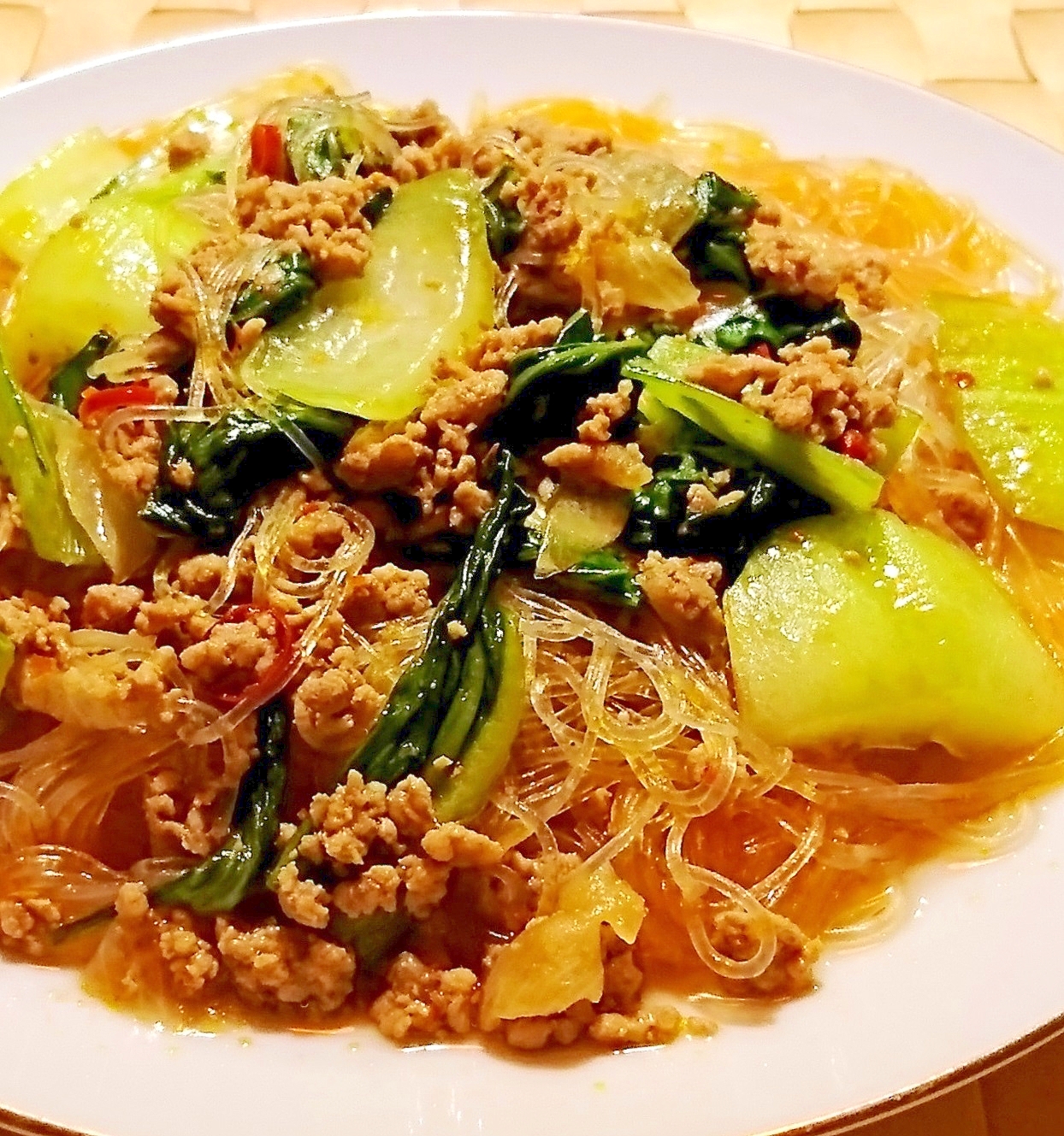 青梗菜と春雨のピリ辛煮