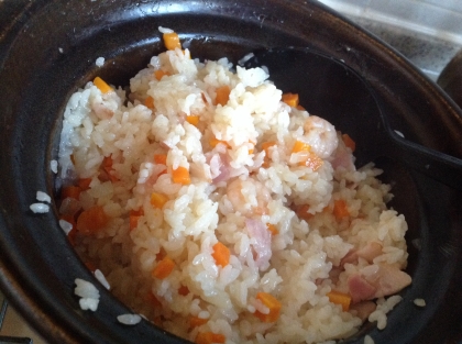 ☆切ったら炊くだけ♪　炊飯器でピラフ☆