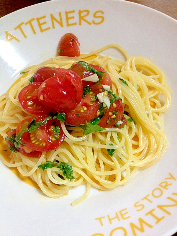 夏にサッパリと＊シソとトマトの冷製スパゲッティ＊