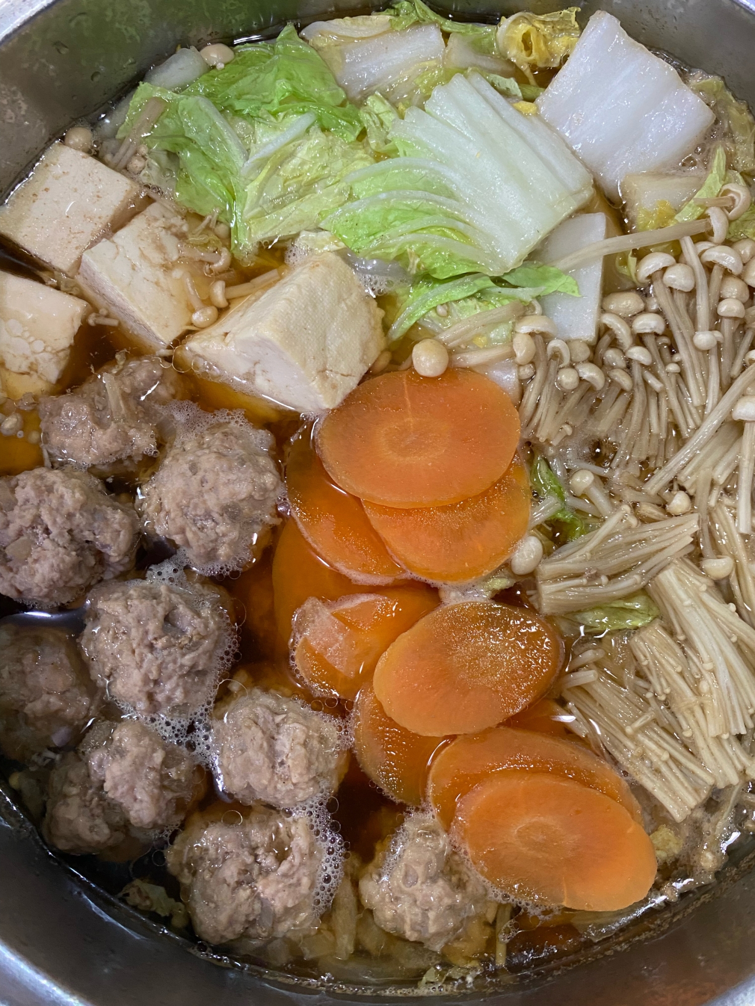 我が家の冬の定番！肉団子鍋