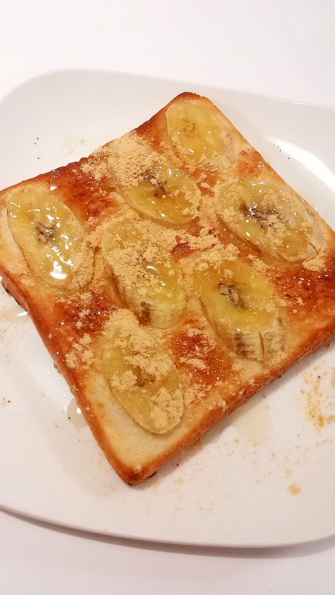 おやつや朝食に☆バナナ蜂蜜きな粉トースト☆