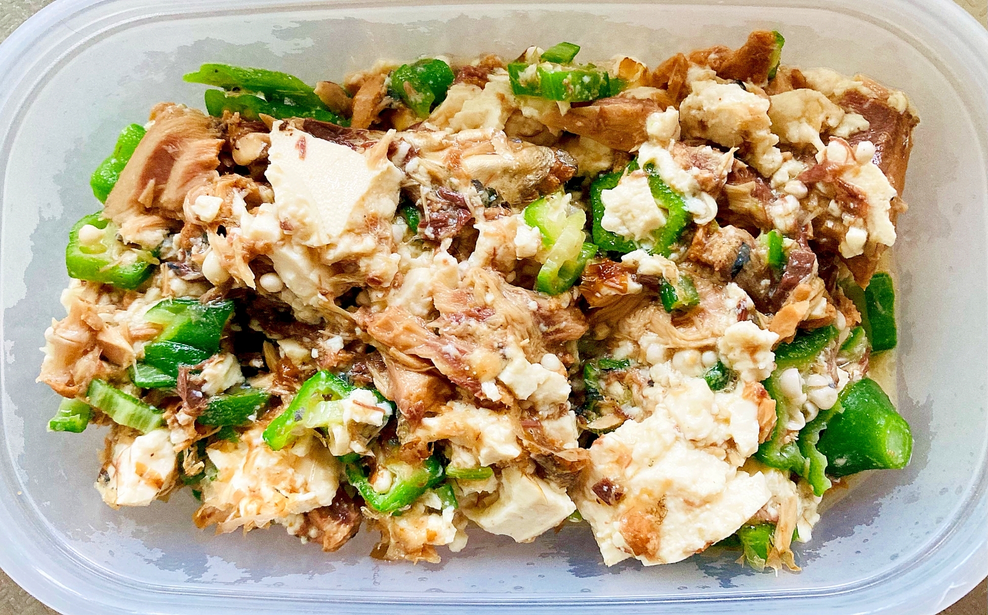 混ぜるだけ簡単♪さばみそ豆腐