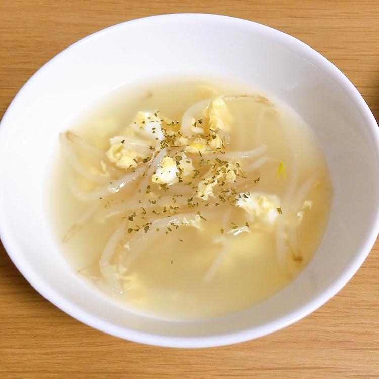 もやしと卵のあったか生姜スープ★*。
