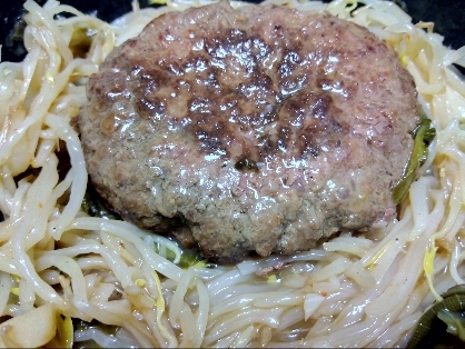 節約♡シャキシャキ♡もやしと豚ひき肉のチヂミ