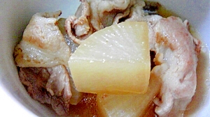 豚バラスライスと大根の煮物