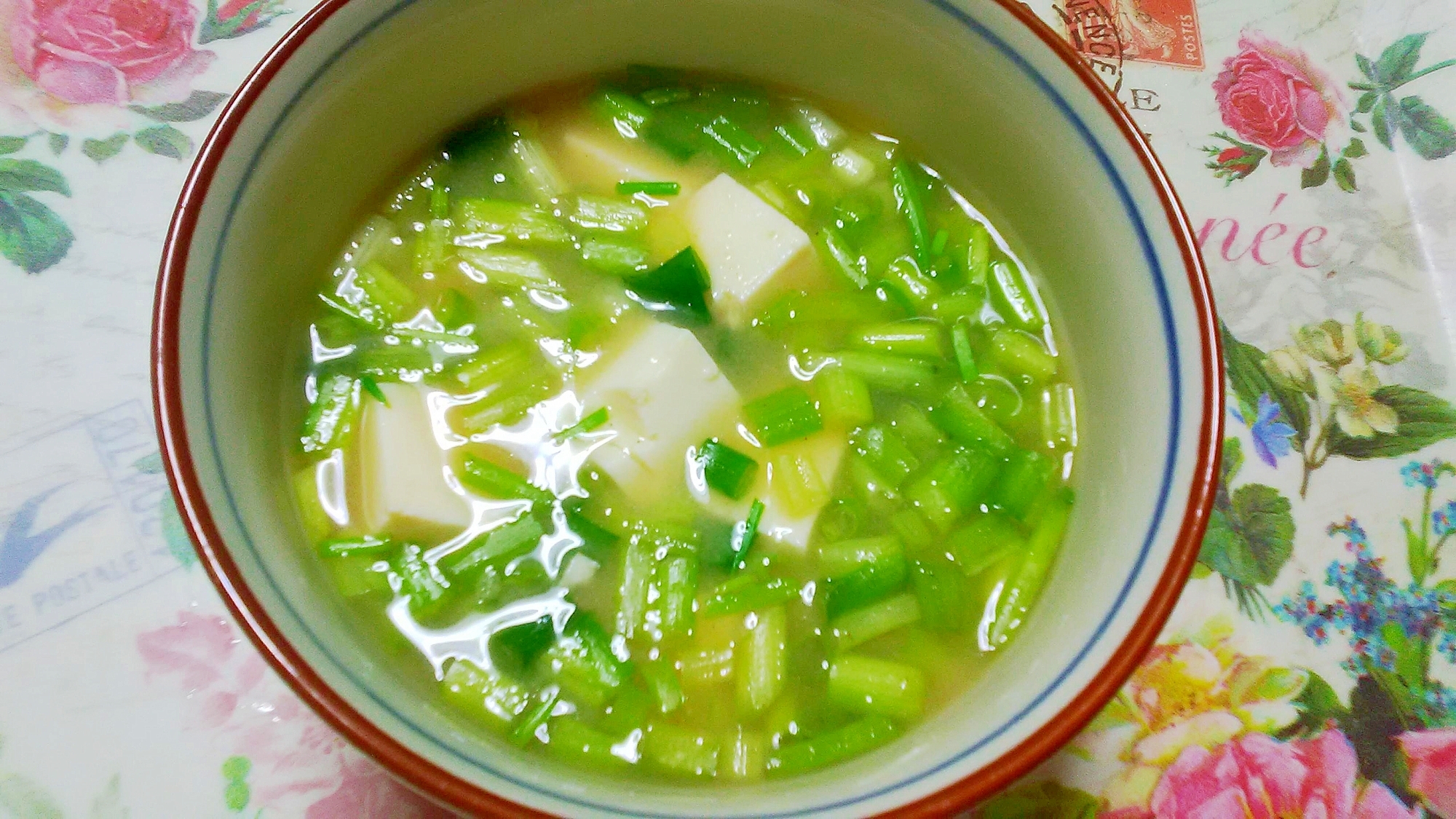 小ねぎと豆腐の味噌汁