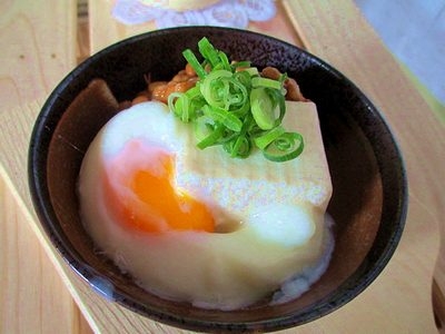 こんにちわ（u u）　冷蔵庫にあるものでひと品できましたｗ　お豆腐にとろとろ卵と納豆で栄養満点ね！　美味しかったです＾＾*