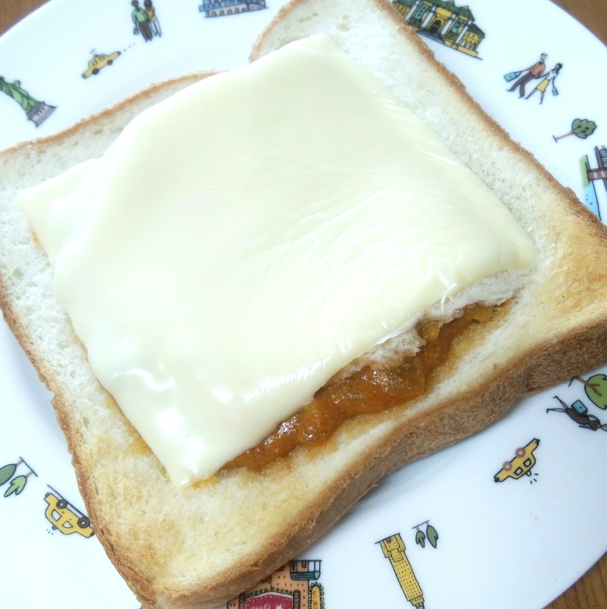 バターチキンカレーチーズトースト♡