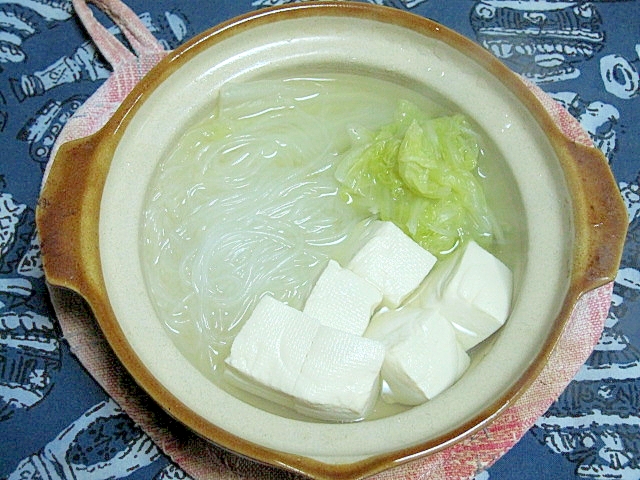 白菜と豆腐と春雨の一人鍋