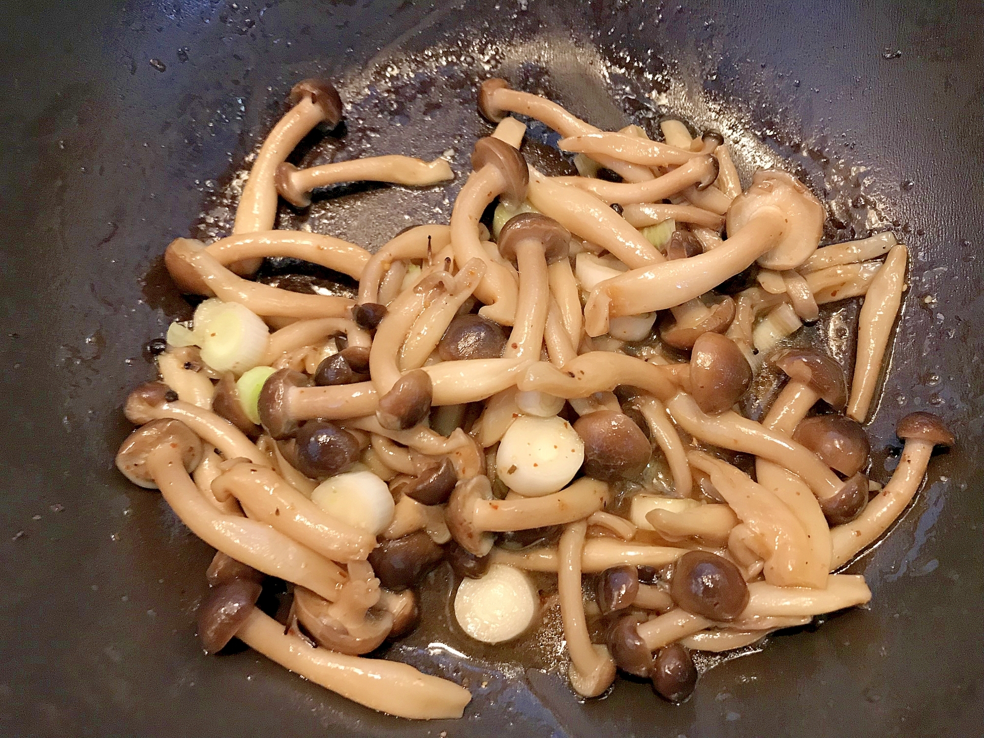 しめじ　ネギ炒め