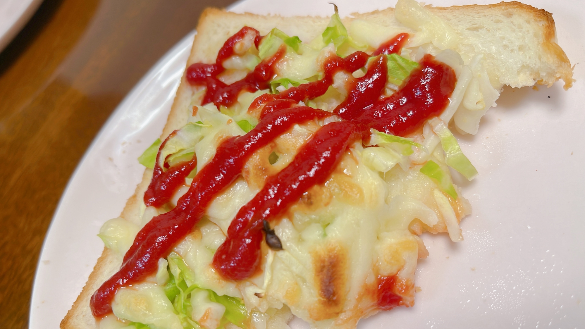 食パンで簡単ピザ❤️食が進む！