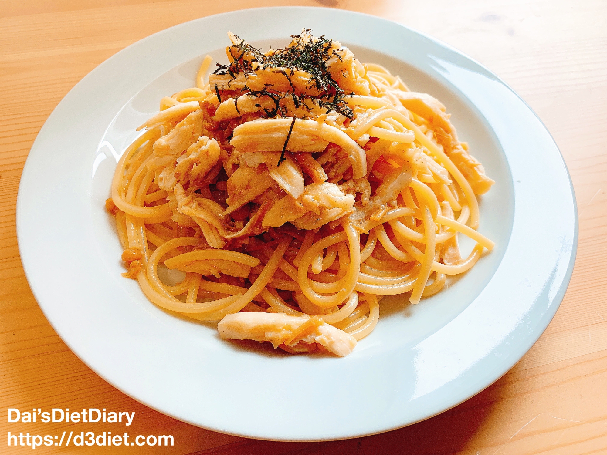 なめ茸とサラチキのバター醤油パスタ