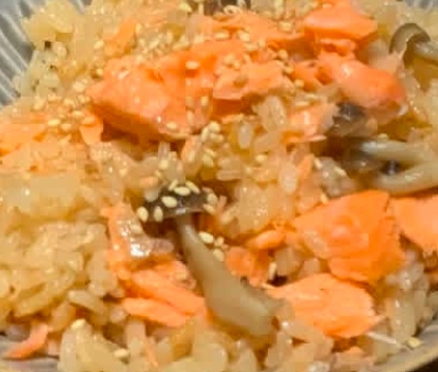 鮭きのこ炊き込みご飯