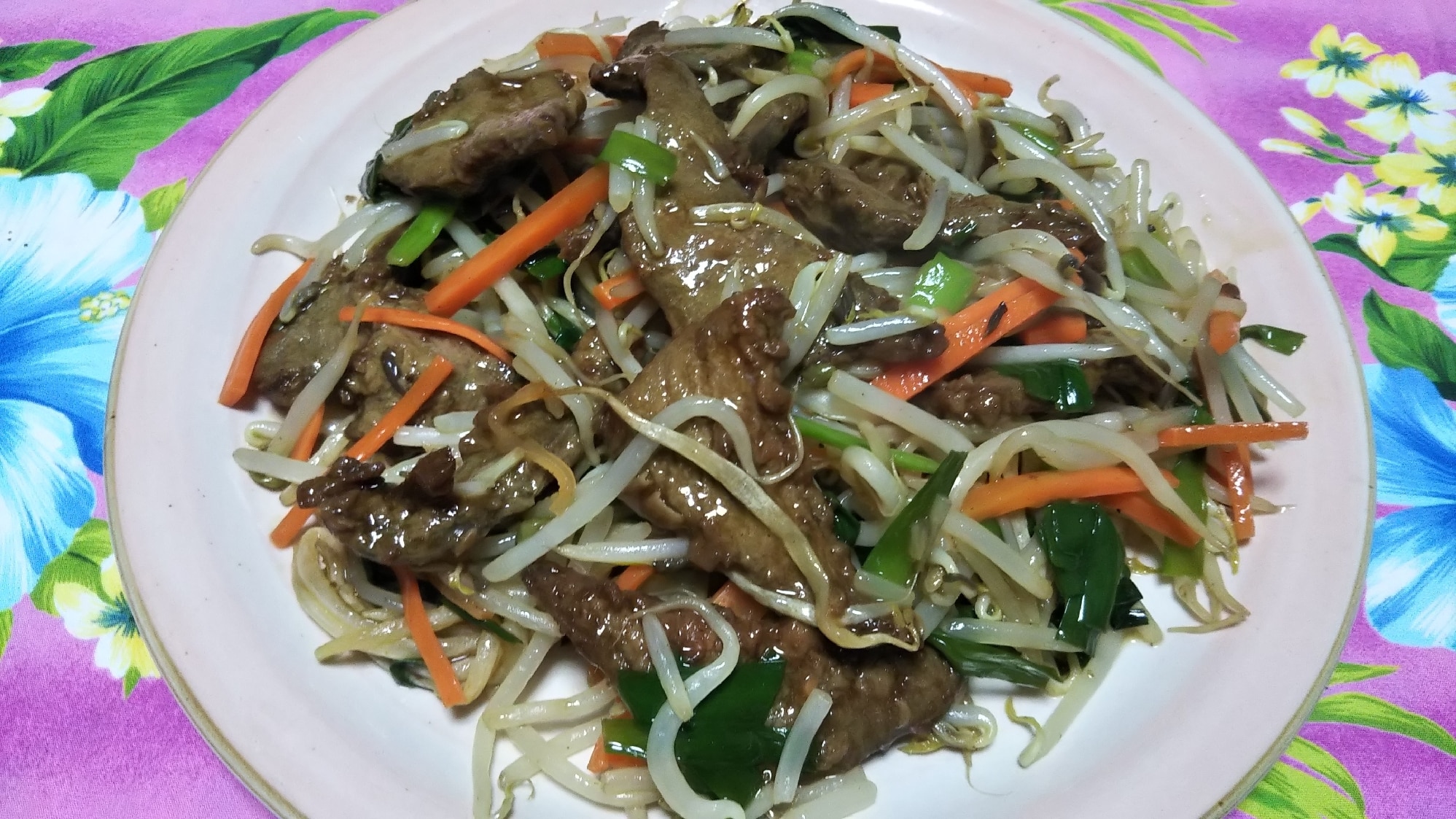 豚レバーともやしと人参とニラのオイスターソース炒め レシピ 作り方 By ミニー7015 楽天レシピ