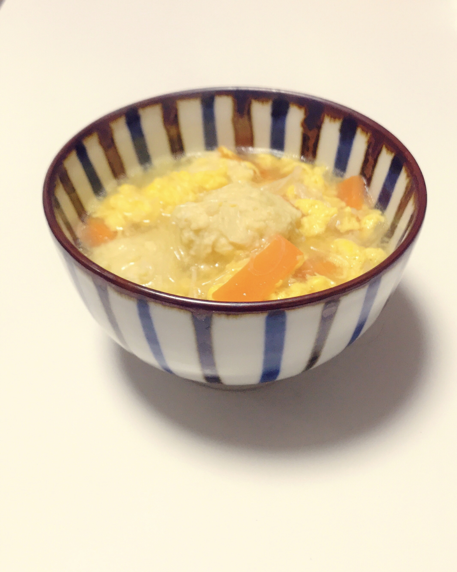 鶏団子が美味しい！中華風春雨スープ！