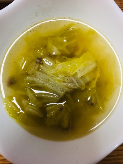 白菜と玉ねぎ豚挽肉のスープ