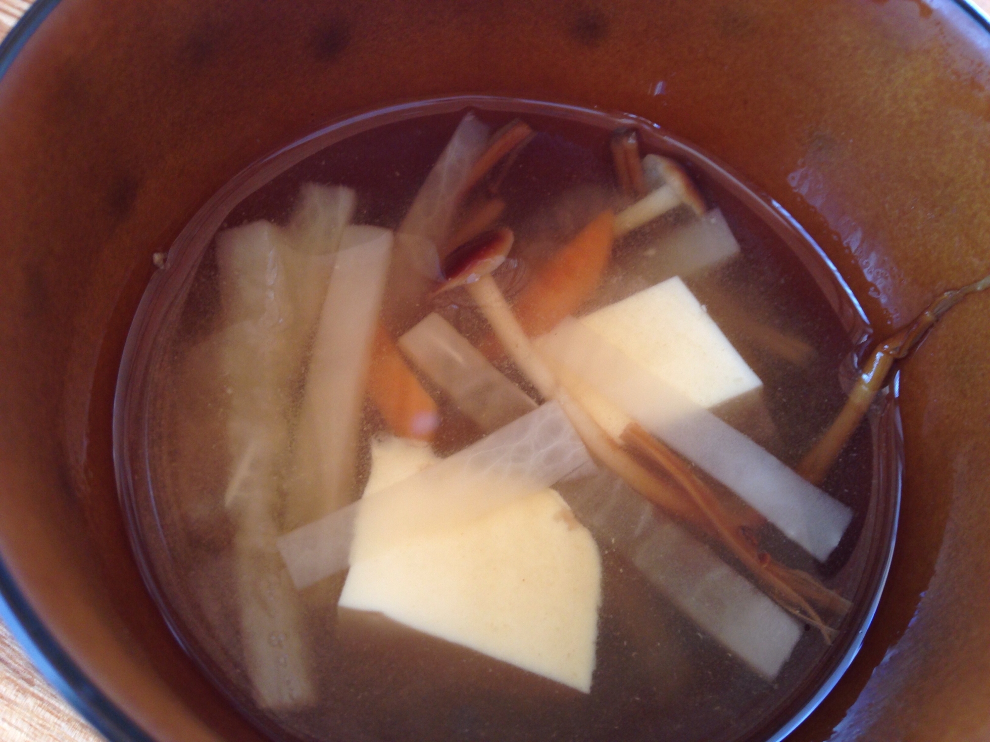 大根と人参とえのきと豆腐のすまし汁