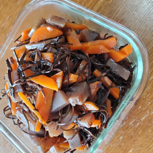 あらめとこんにゃく 人参のツナ煮 レシピ 作り方 By 4045g 楽天レシピ あらめとこんにゃく 人参のツナ煮 レシピ 作り方 By 4045g 楽天レシピ