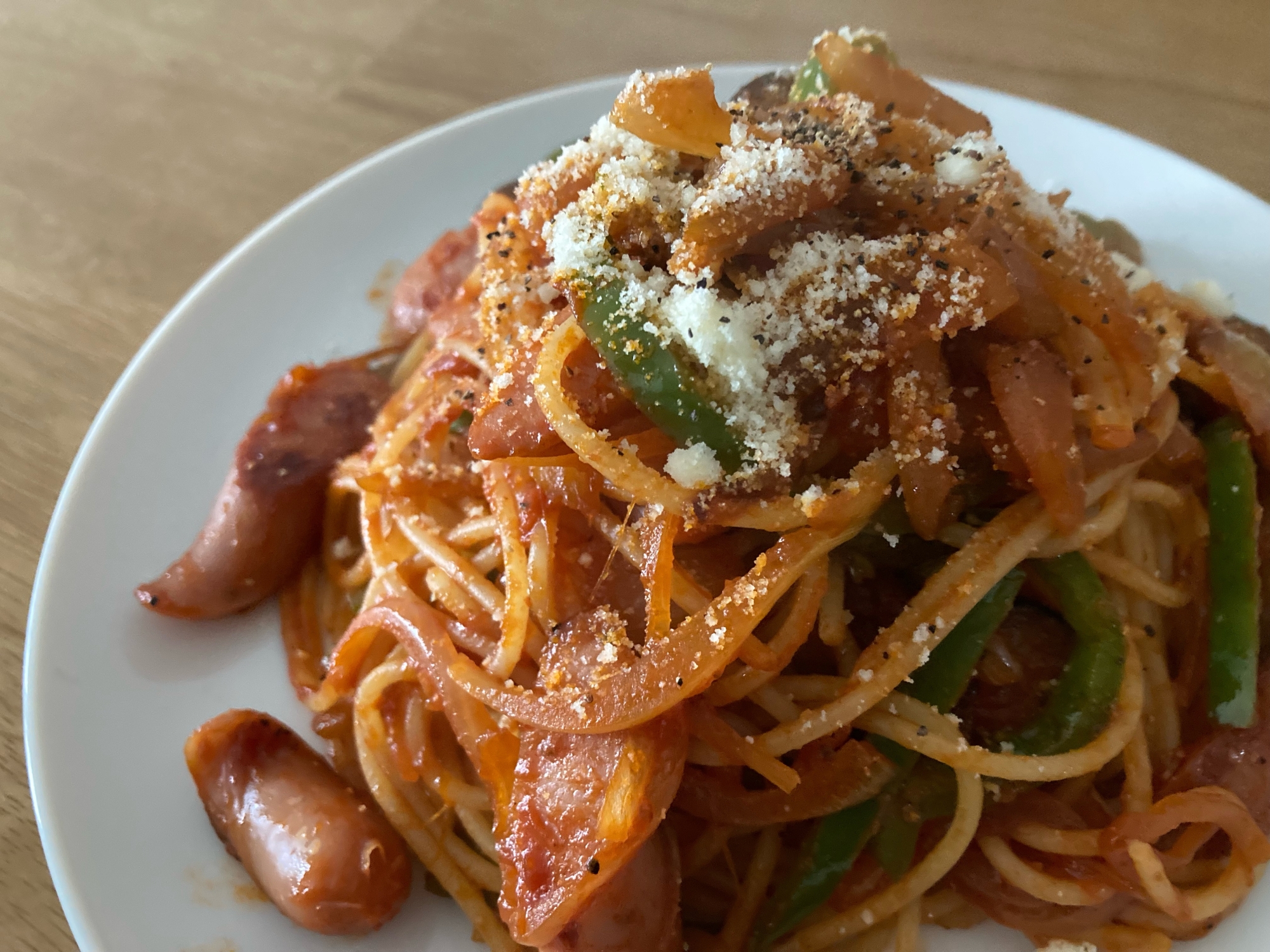 懐かしい喫茶店のナポリタン