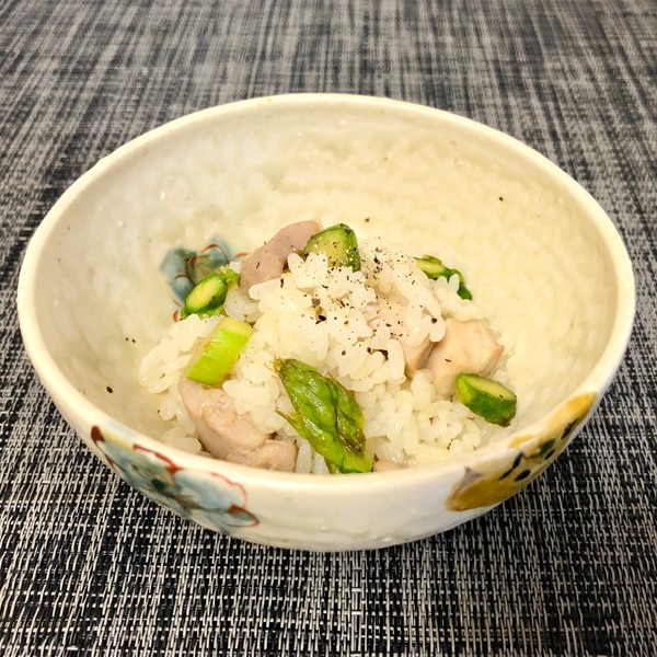 アスパラと鶏肉のごはん 簡単やみつき絶品ご飯 レシピ 作り方 By 空のkitchen 楽天レシピ アスパラと鶏肉のごはん 簡単やみつき絶品ご飯 レシピ 作り方 By 空のkitchen 楽天レシピ