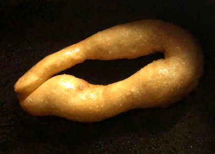 れいにゃ〜んさん♡こんばんにゃ∩^ω^∩
チュロス作りました♪ 星の口金がなくて形があれですが（笑）とても美味しかったです(*^^*)レシピありがとございます♡