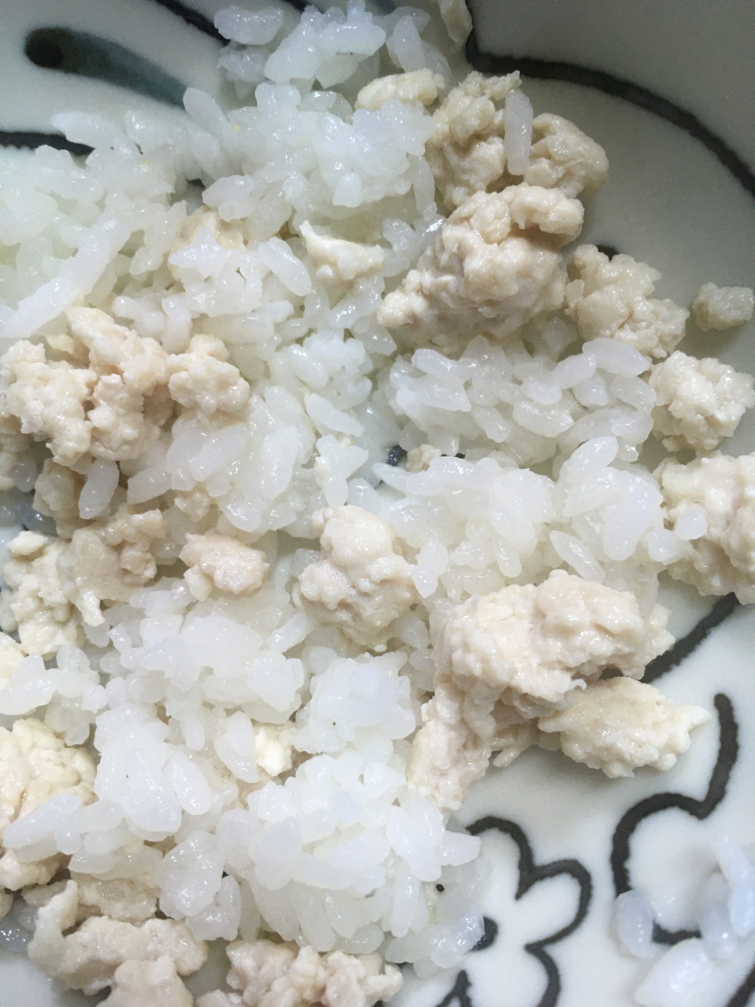 子どもご飯　鶏ひき肉の混ぜご飯